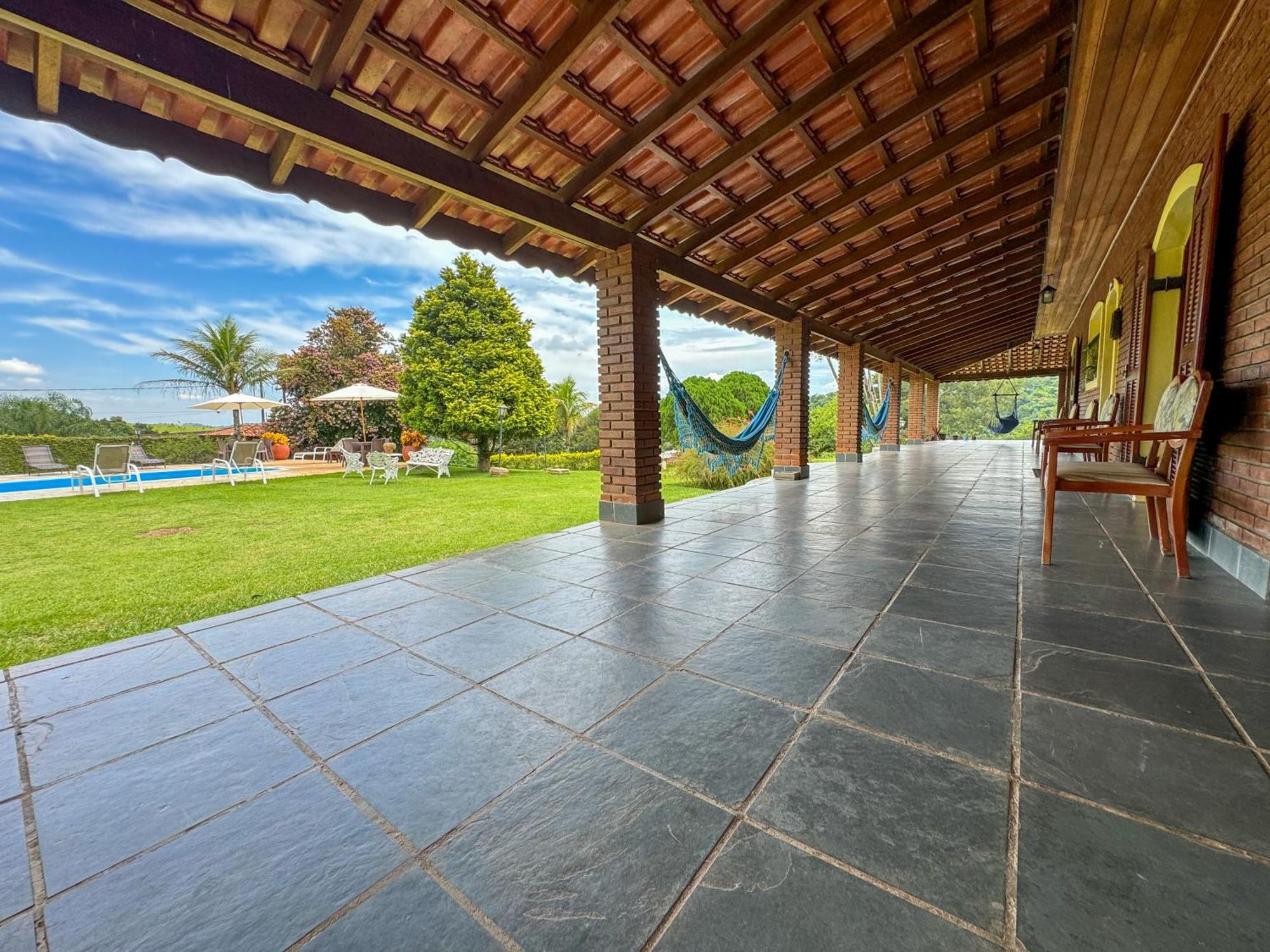 Pousada Espaco Do Sol Арасаригуама Экстерьер фото
